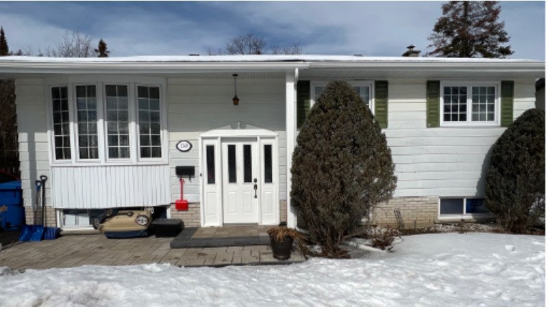 Avant - Devant Maison